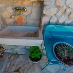Rusticale With Private Pool *