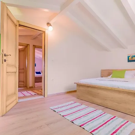 빌라 Rusticale With Private Pool *