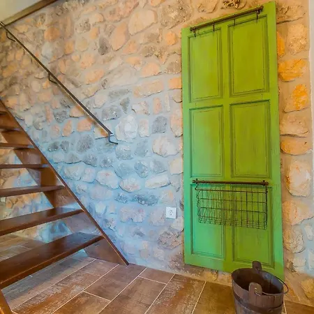 Rusticale With Private Pool