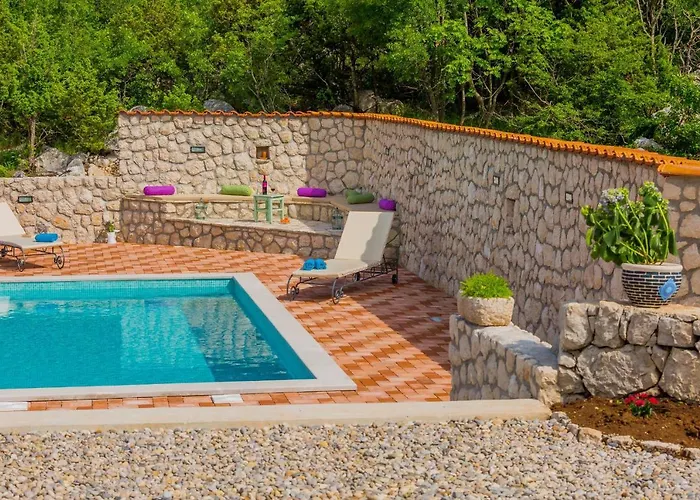 Villa Rusticale With Private Pool Vrgorac