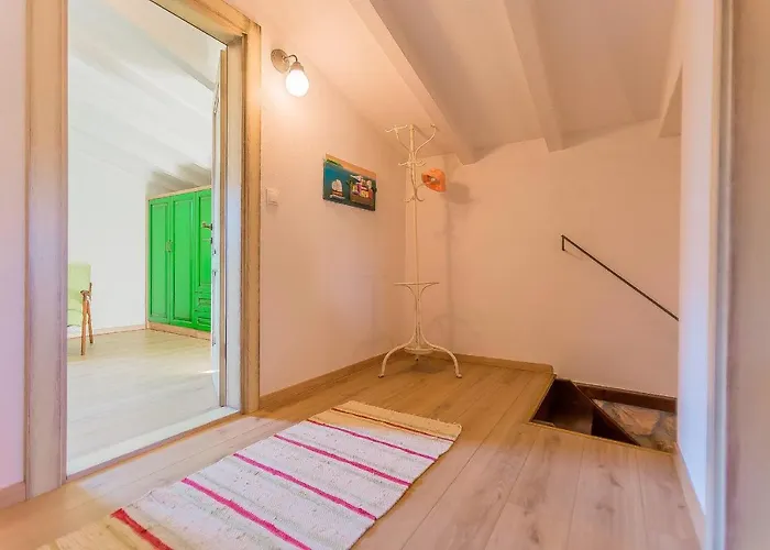 Rusticale With Private Pool Villa