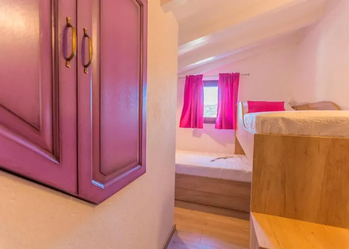 Villa Rusticale With Private Pool