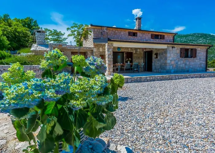 Villa Rusticale With Private Pool *