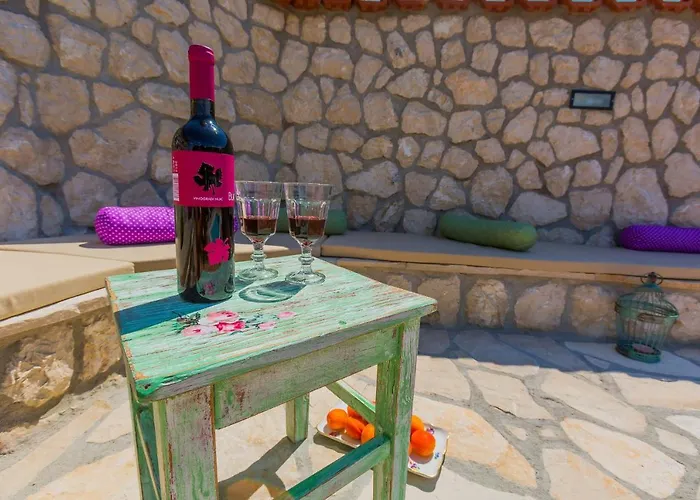 Villa Rusticale With Private Pool *